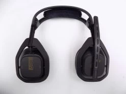 Like New Boxed Xbox / Windows / Mac Astro A50 Wireless Gaming Headset + Base Station -Game Peripheral Store DSCN9902